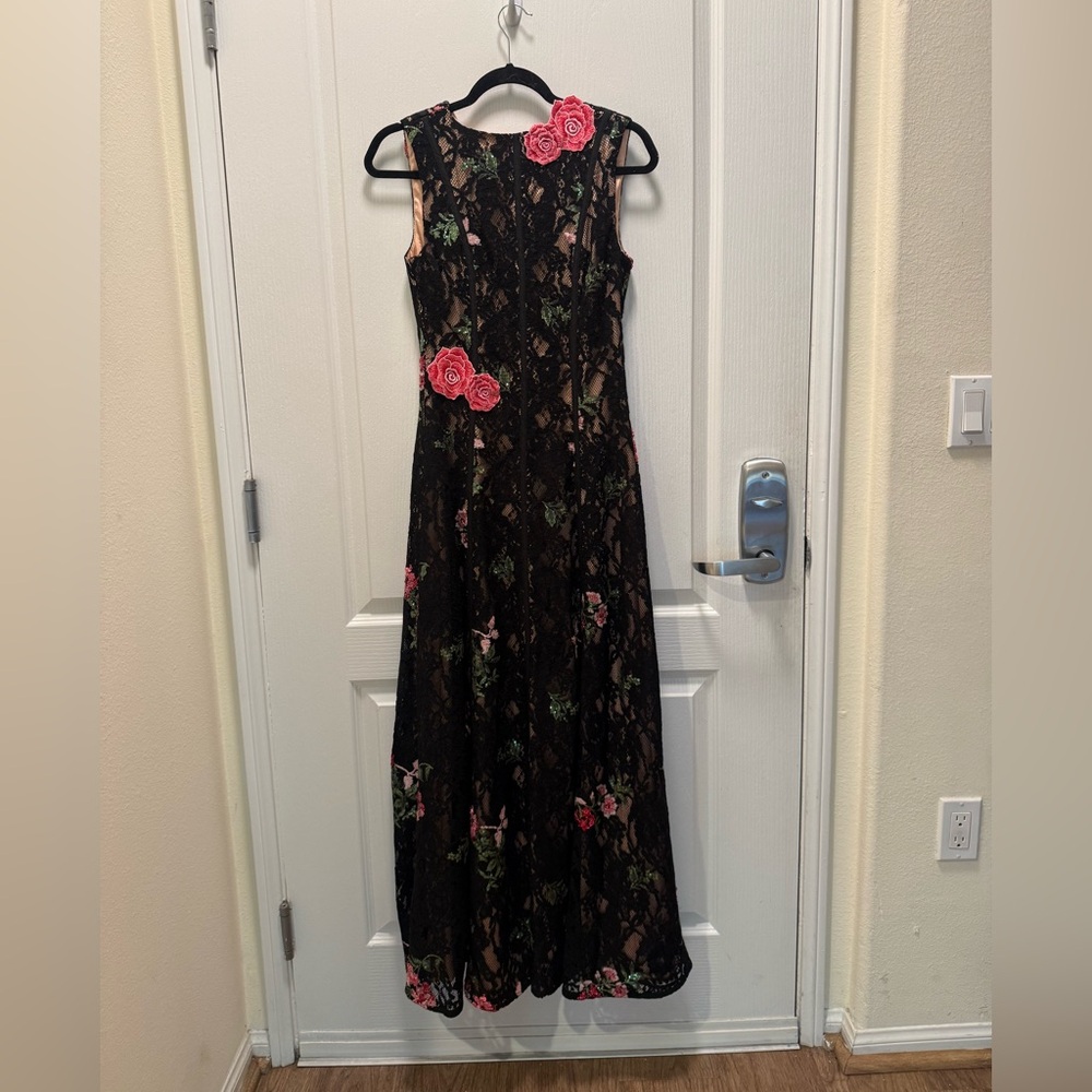 Elliatt Morgaine Lace Gown in Black size S NWT Black-tie events Galas Evening - Picture 7 of 9